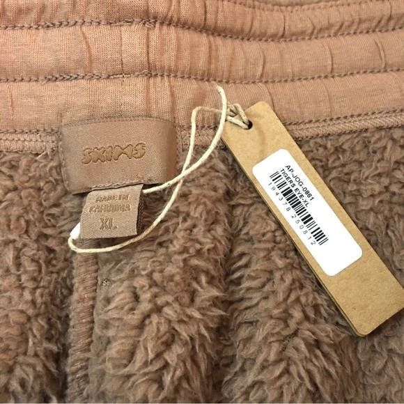 NWT SKIMS Cozy Knit High Waisted Sherpa Jogger Tigers Eye XL - Picture 11 of 16